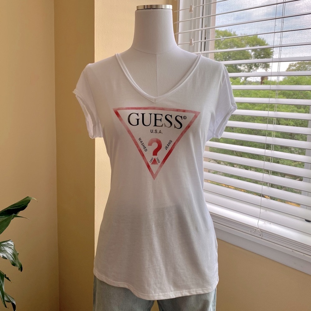 Guess T-shirt